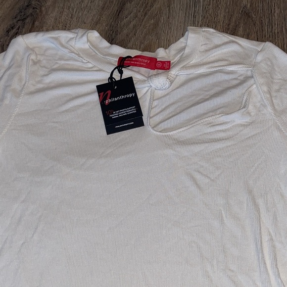 N:Philanthropy Rosey Cut-Out T-Shirt Size Medium - Picture 12 of 15